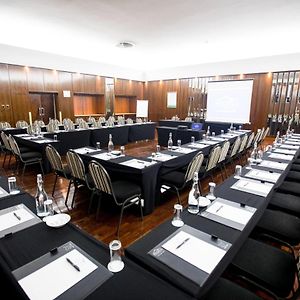Sierra Burgers Park Hotel